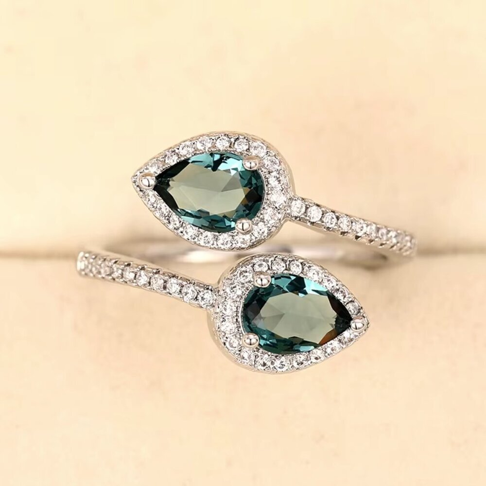NEW 14k White Gold Pear Cut Diamond Ring Tear Drop Adjustable Resizable Ring - Picture 5 of 6